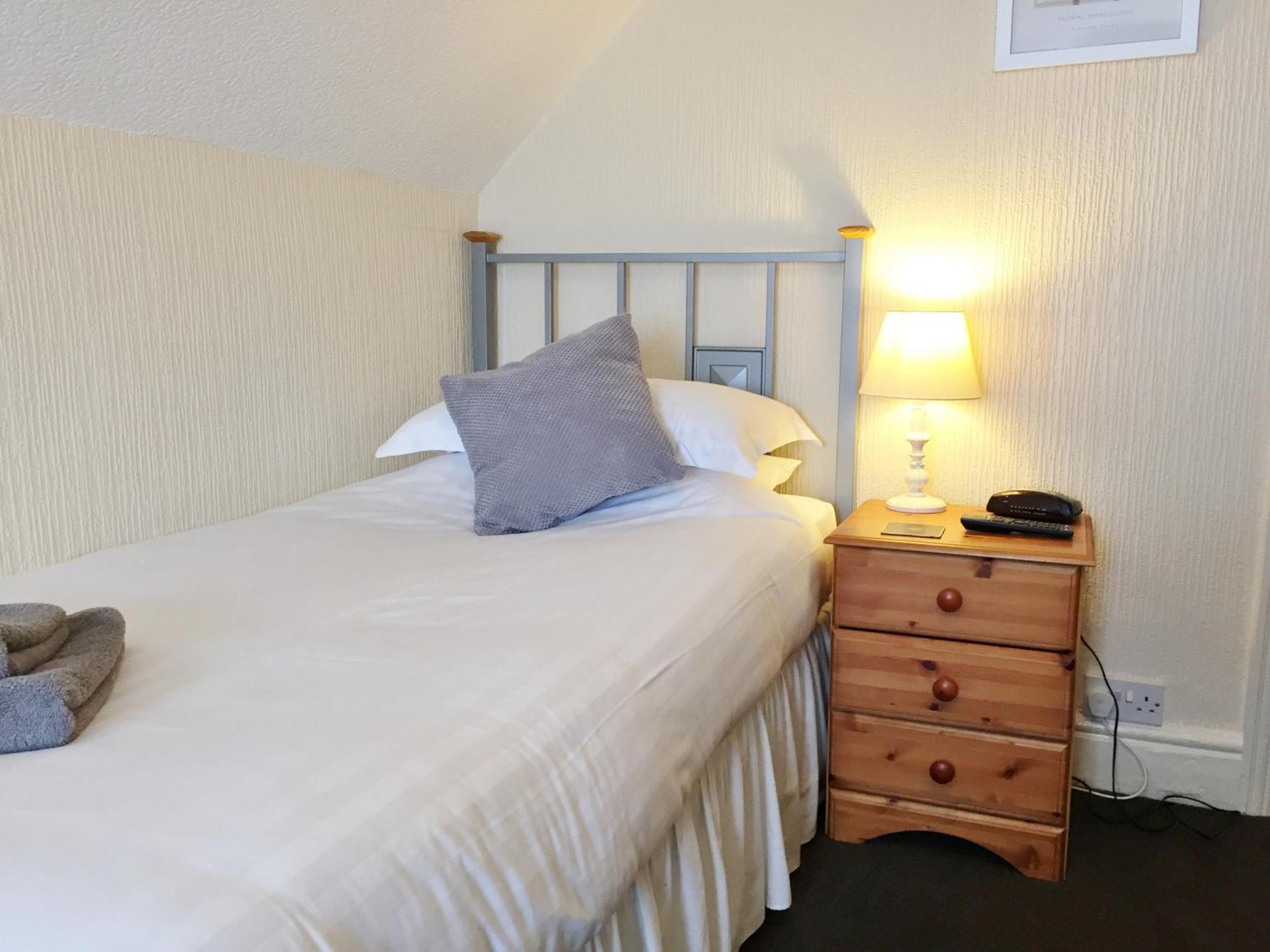The Beechcliffe Hotel - Over 35'S Only Blackpool Szoba fotó